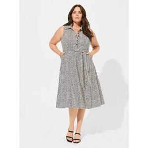 TORRID NWT Midi Poplin Collared Shirtdress in Drawn Chevron Black/Ivory Size 2X